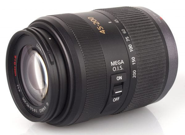 Lente Lumix G Vario Mega O.I.S. 45-200 f/4.0-5.6