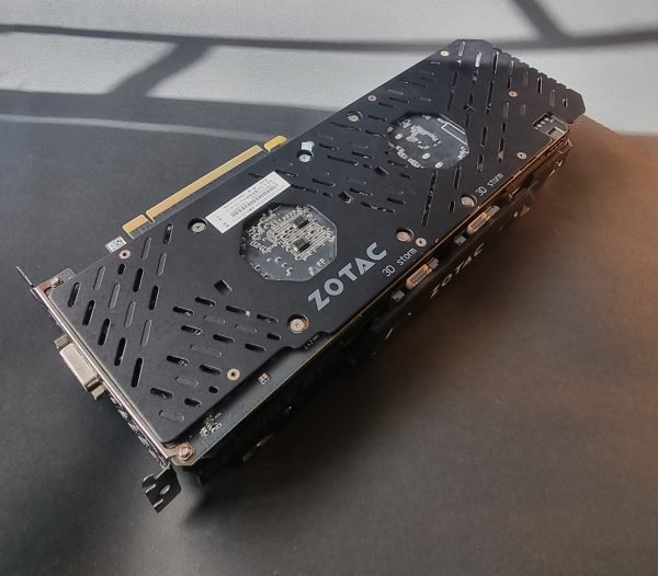 Tarjeta Grafica RTX 2060 - Zotac Storm 6 GB - Usada - Imagen 5